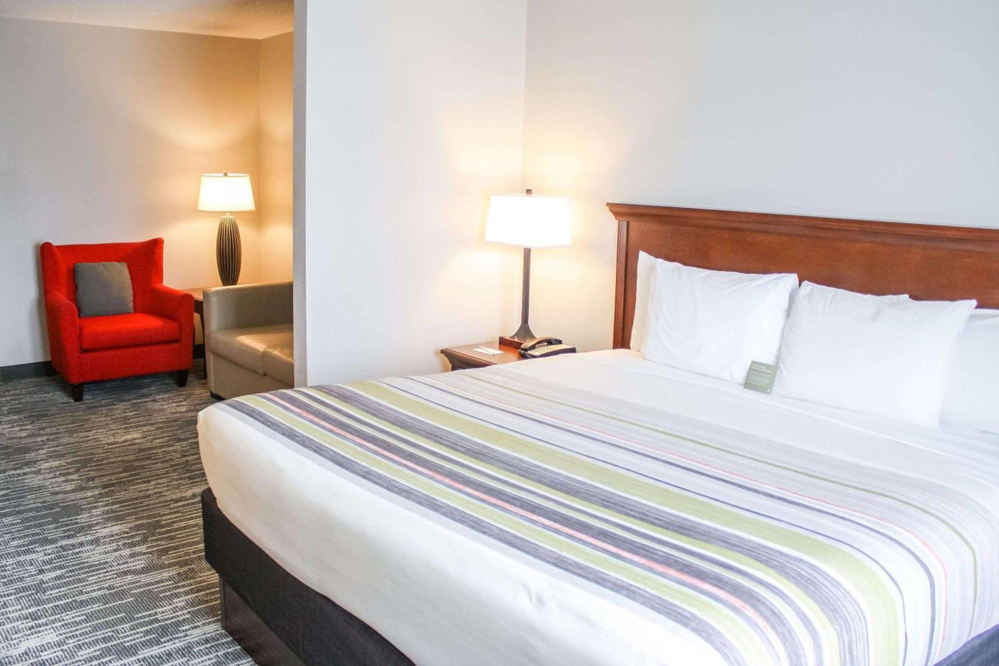 Country & By Radisson, Washington Dulles International Airport, Va Sterling